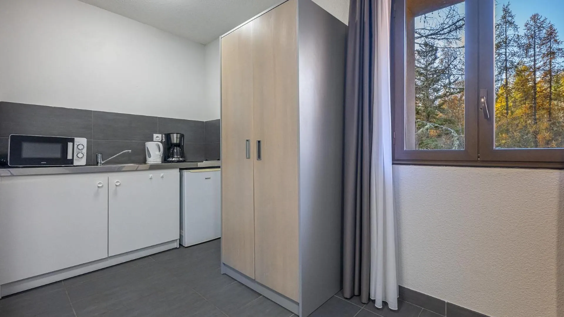 Auberge De La Graviere Orcieres 3*,