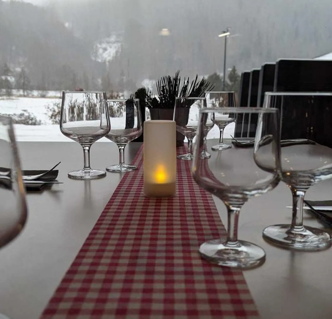 Auberge De La Graviere Orcieres Hotel